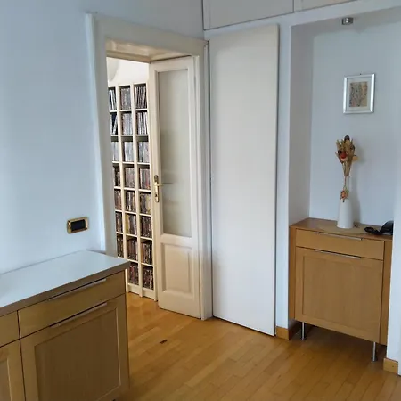 Beautiful And Spacious Two-room Appartement